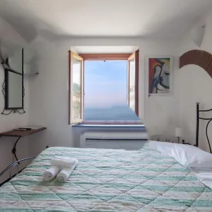 https://camere-nunzio.hotelitalianriviera.com